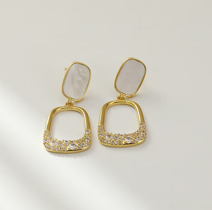 25' New Minimalist Round Pure Silver Stud Earring