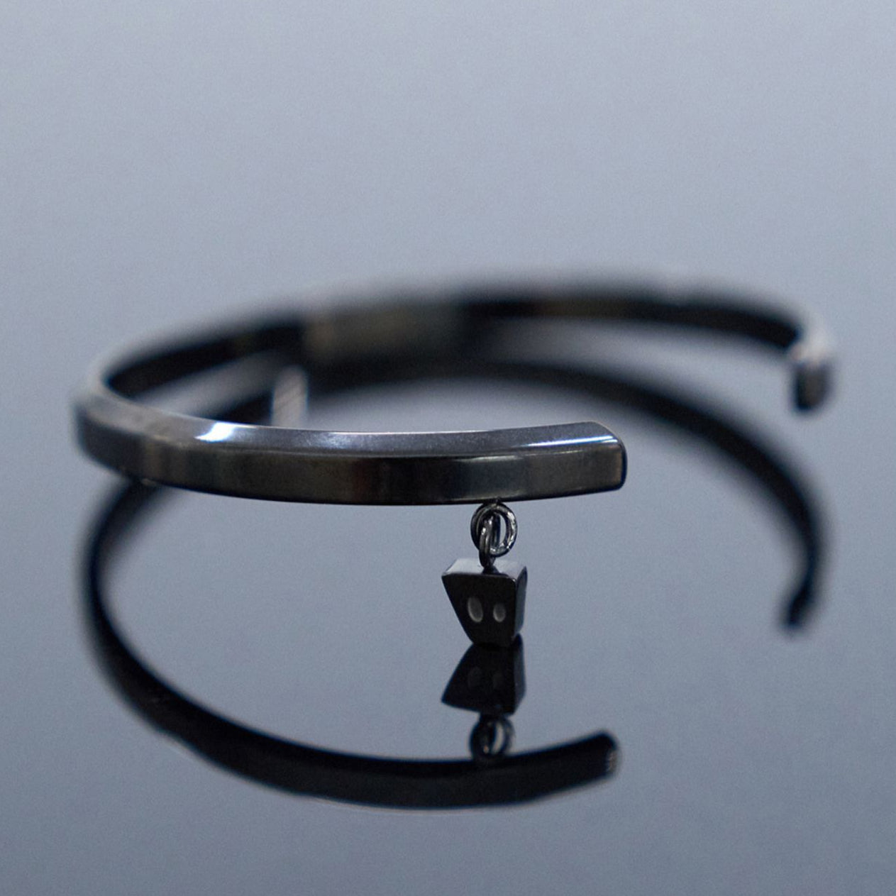 Half-Open Trend Paper Bag Man Glossy Fashion Letter Bracelet