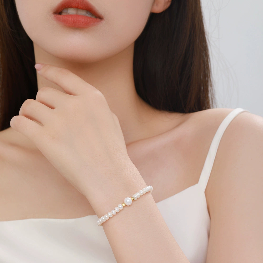 Moonlight Goddess Pearl 18K Gold Luxury-inspired versatile Bracelet